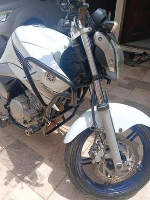 YAMAHA-YS 250 FAZER YAMAHA-YS 250 FAZER-2013
