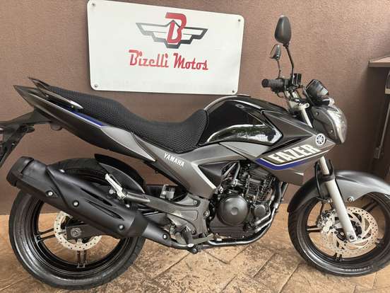 YAMAHA-YS 250 FAZER-2015