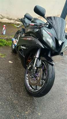 YAMAHA-YZF-R6-2006