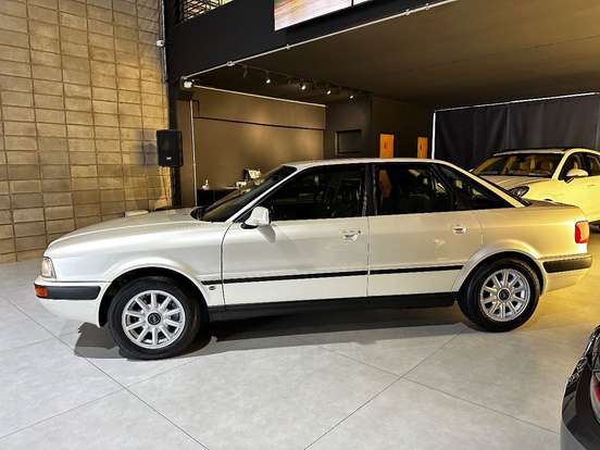AUDI-80-2.6 E V6 GASOLINA 4P AUTOMÁTICO AUDI-80-1994