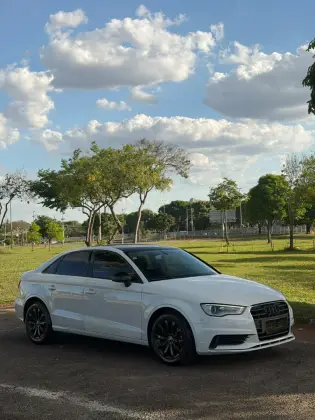AUDI A3 1.4 TFSI SPORTBACK ATTRACTION 16V GASOLINA 4P S-TRONIC