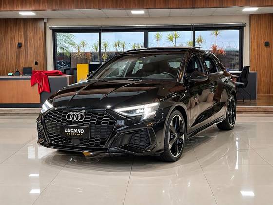 AUDI A3 2.0 40 TFSI MHEV SPORTBACK PERFORMANCE BLACK S-TRONIC