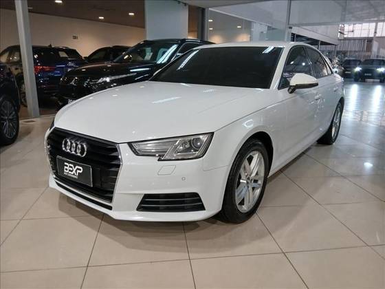 AUDI A4 2.0 TFSI GASOLINA PRESTIGE S TRONIC