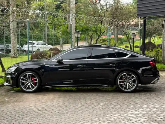 AUDI-A5-2022