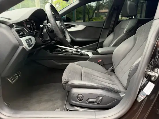 AUDI-A5-2022