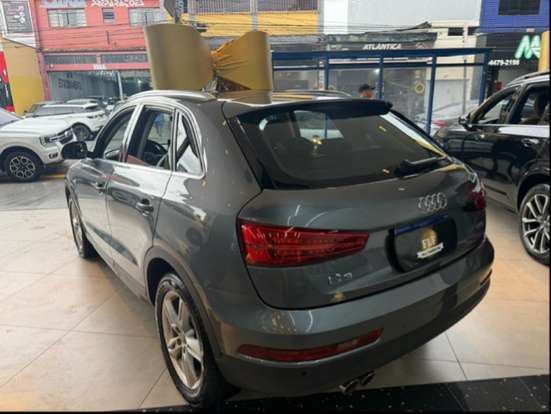 AUDI-Q3-2018