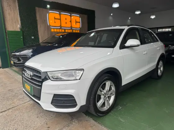 AUDI Q3 1.4 TFSI AMBIENTE GASOLINA 4P S TRONIC