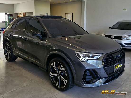 AUDI-Q3-2024