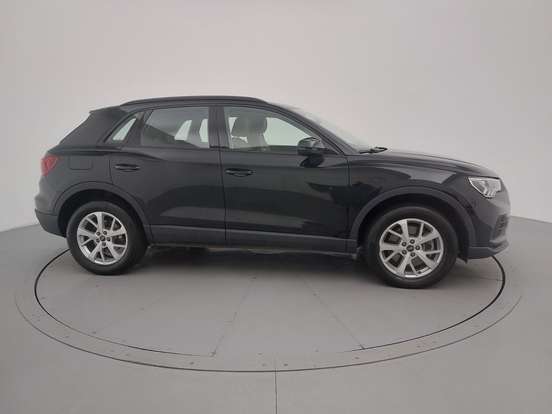 AUDI-Q3-2024