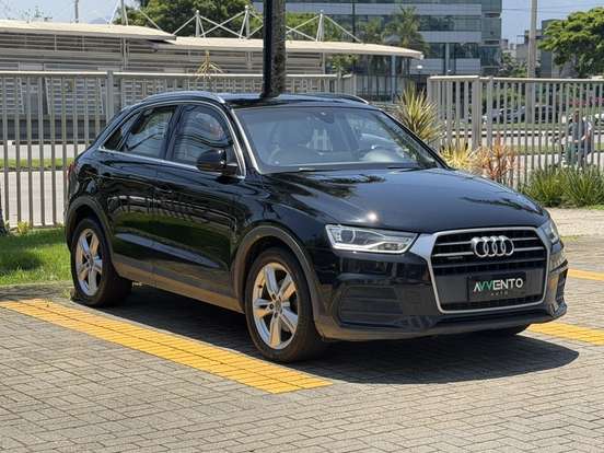 AUDI-Q3-2017