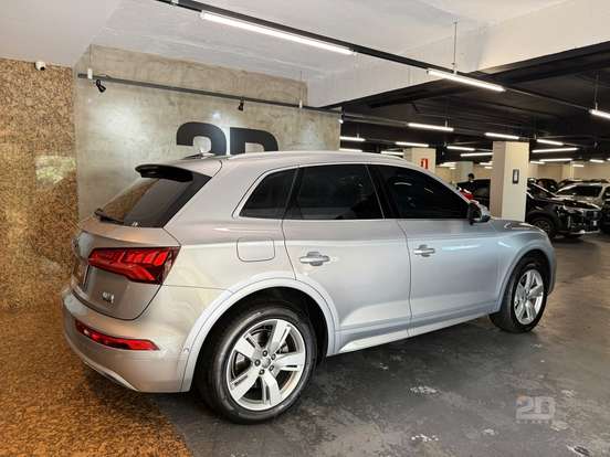 AUDI-Q5-2018