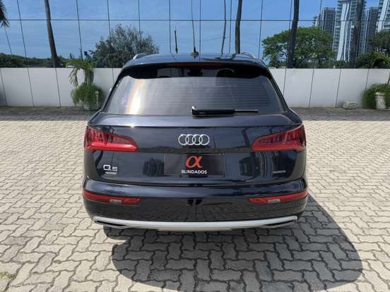 AUDI-Q5-2.0 TFSI GASOLINA PRESTIGE PLUS S TRONIC AUDI-Q5-2018