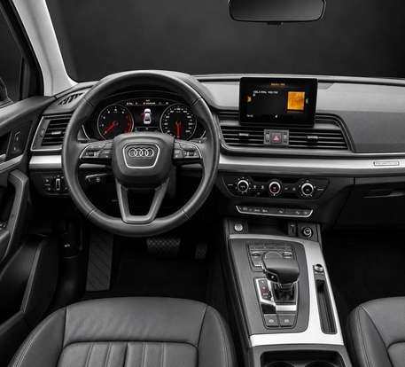 AUDI-Q5-2019
