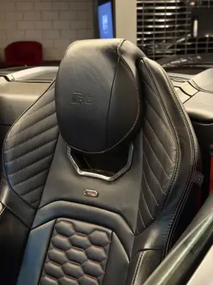 AUDI-R8-2014