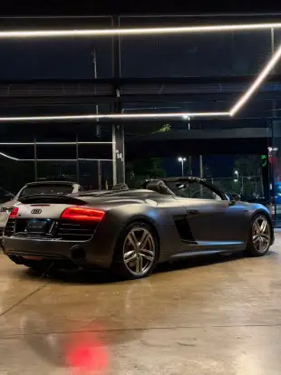 AUDI-R8-2014