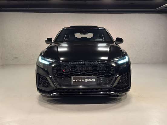 AUDI-RS Q8-2020