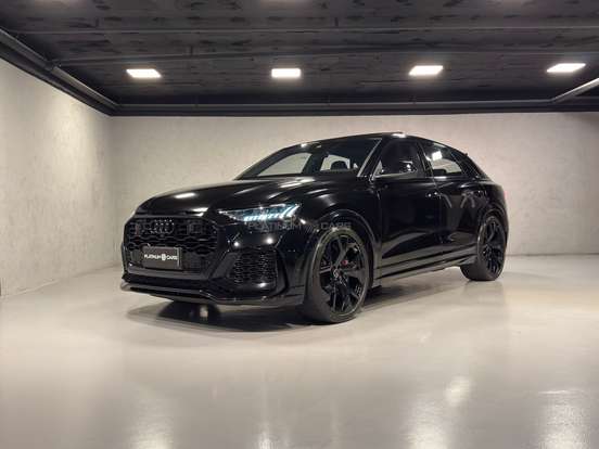 AUDI-RS Q8-2020