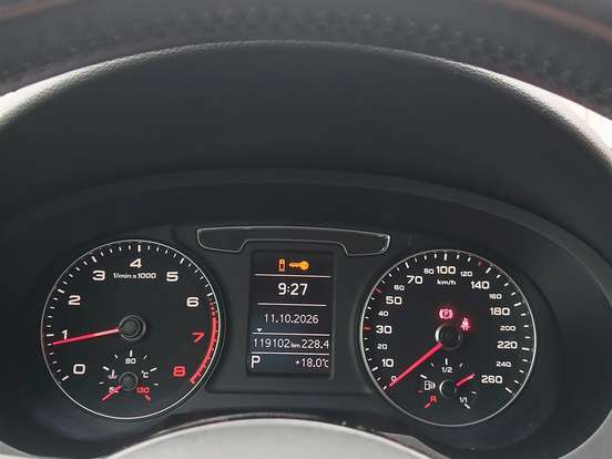 AUDI-Q3-1.4 TFSI AMBIENTE GASOLINA 4P S TRONIC AUDI-Q3-2016