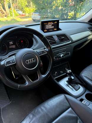 AUDI-Q3-2015