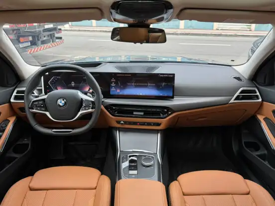 BMW-320i-2025