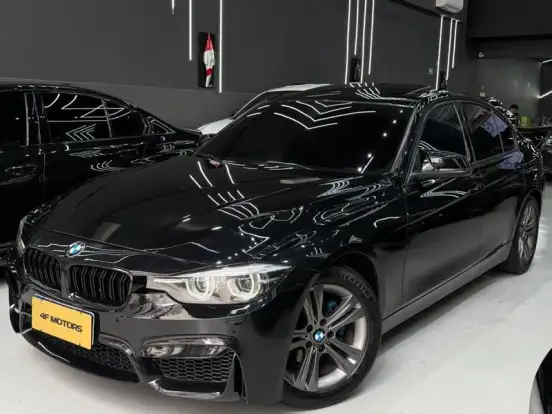 BMW-320i-2017
