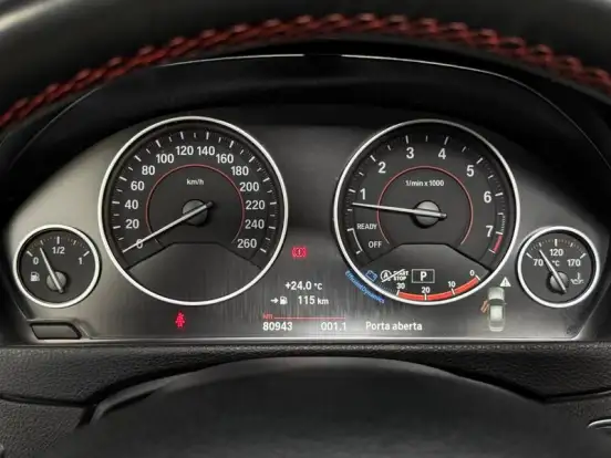 BMW-320i-2017
