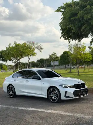 BMW-330e-2024