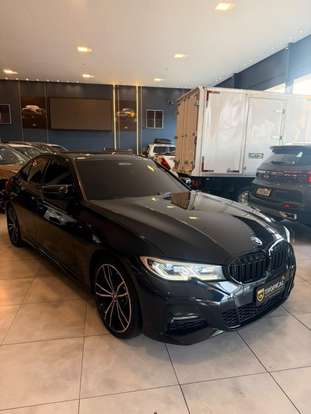 BMW-330e-2021