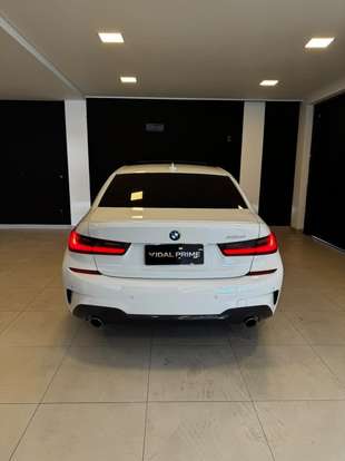 BMW-330i-2019
