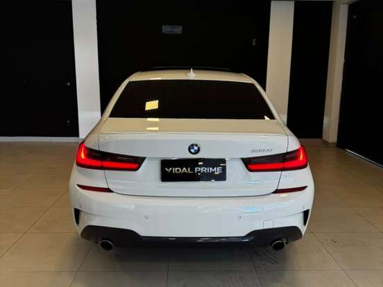 BMW-330i-2.0 16V TURBO GASOLINA M SPORT AUTOMÁTICO BMW-330i-2019