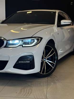BMW-330i-2019