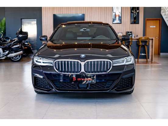 BMW-530e-2.0 16V TWINPOWER HÍBRIDO M SPORT AUTOMÁTICO BMW-530e-2022