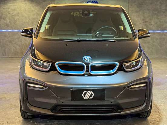 BMW-i3-ELÉTRICO eDRIVE UNIQUE FOREVER AUTOMÁTICO BMW-i3-2022