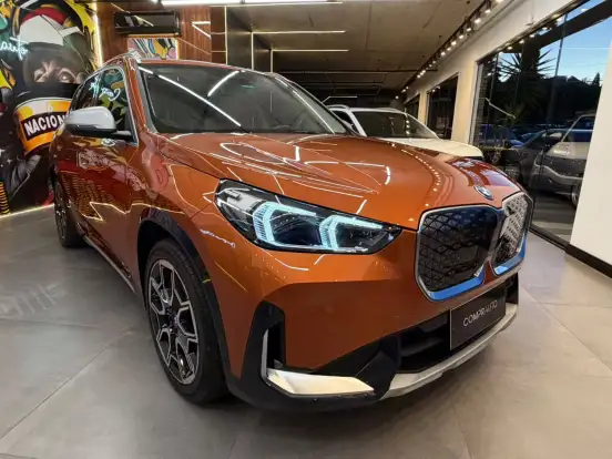 BMW-iX1-2023