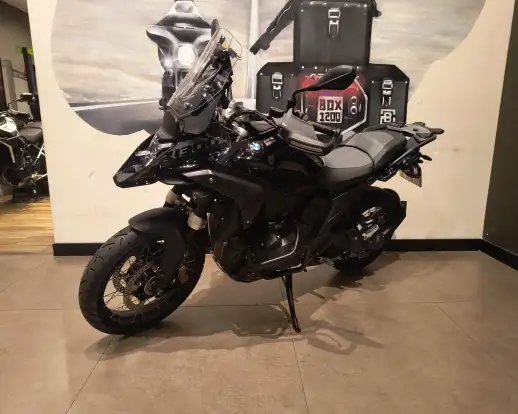 BMW-R 1300 GS TRIPLE BLACK-2024