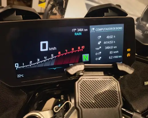 BMW-R 1300 RT TRIPLE BLACK-2026