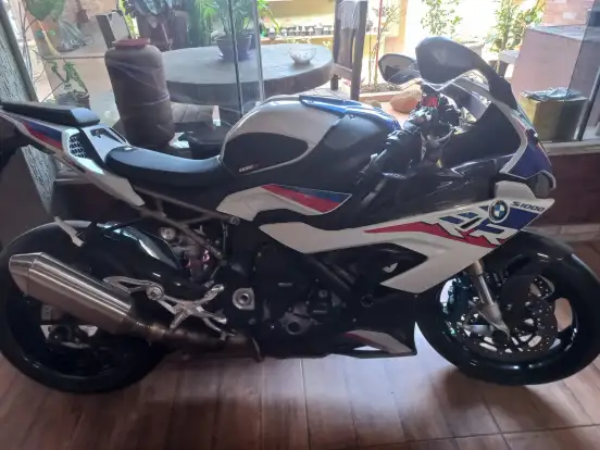 BMW-S 1000 RR-2022