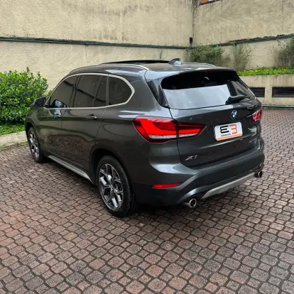 BMW-X1-2021