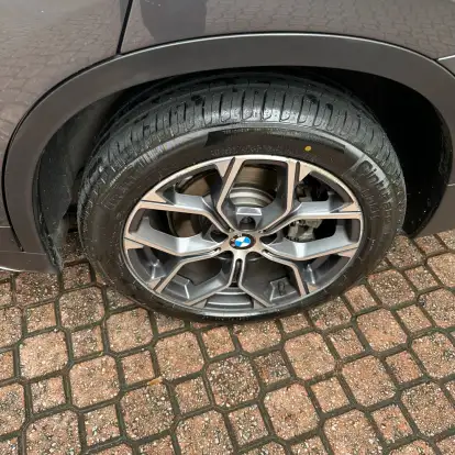 BMW-X1-2021