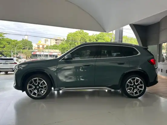 BMW-X1-2024