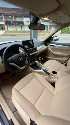 BMW-X1-2013