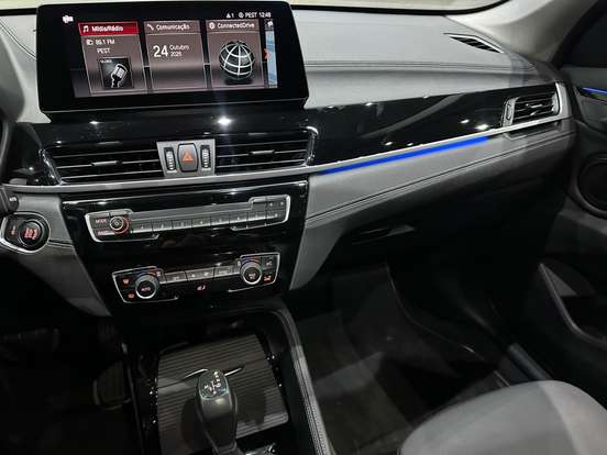 BMW-X1-2020