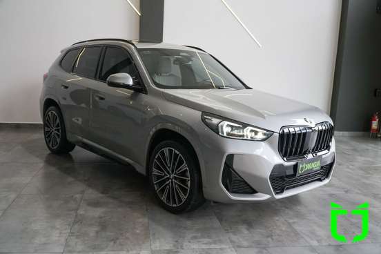BMW-X1-2024