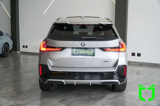 BMW-X1-2024