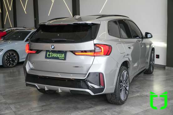 BMW-X1-2024