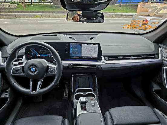 BMW-X2-2024