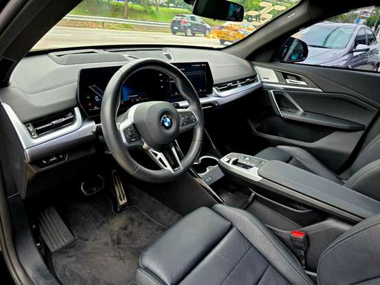 BMW-X2-2024