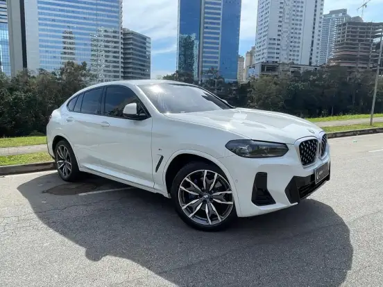 BMW-X4-2024