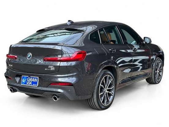 BMW-X4-2020