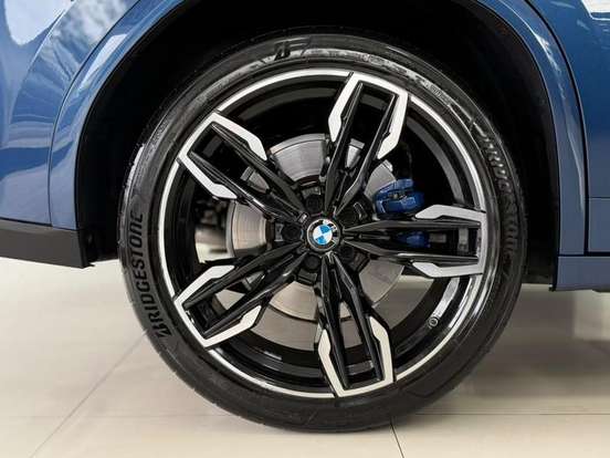 BMW-X4-2025